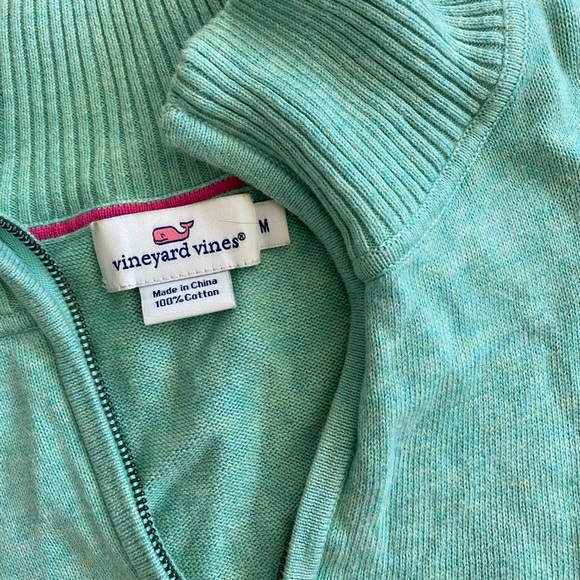EEEEEUC Vineyard Vines Quarter Zip - Picture 2 of 3